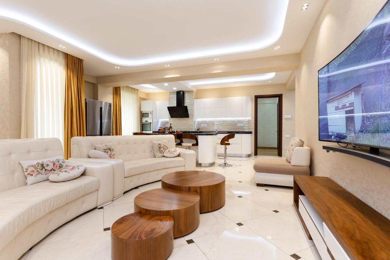 Central Cozy 3Bd-2Bath Apartment Tbilisi Eksteriør bilde